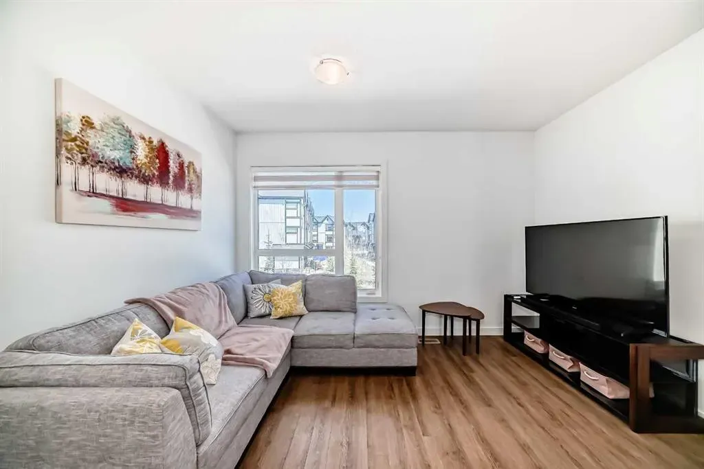 15 Evanscrest Park NW, #510