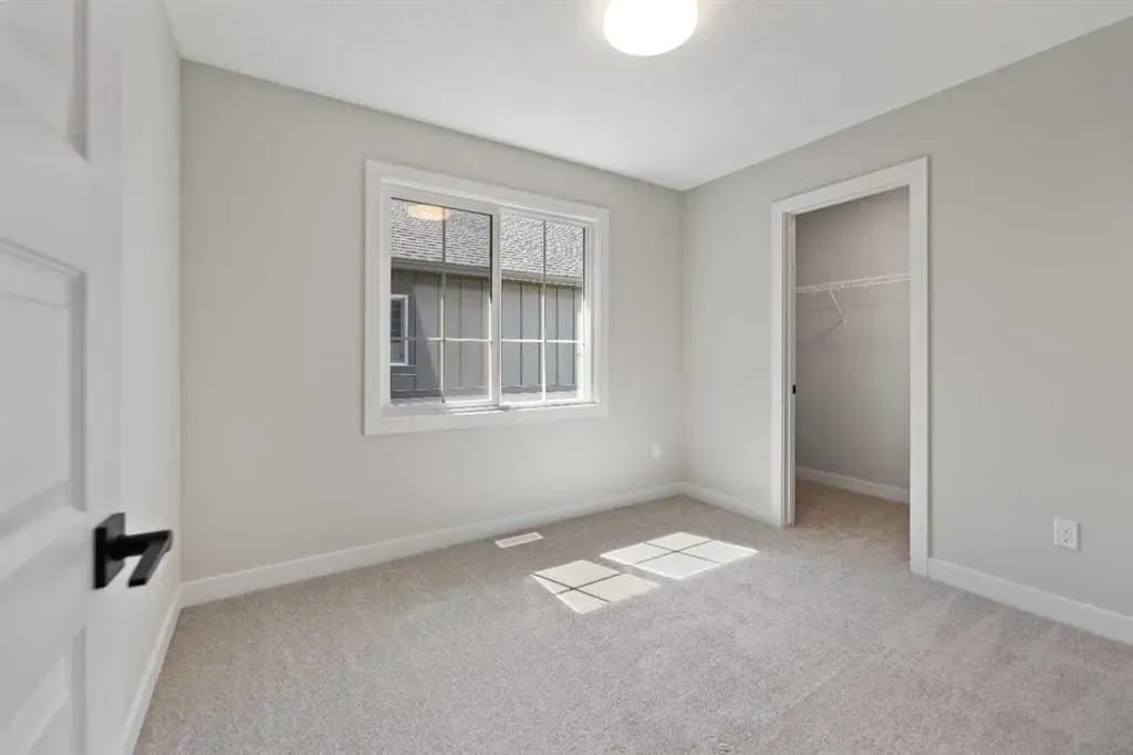 71 Saddlebred Place