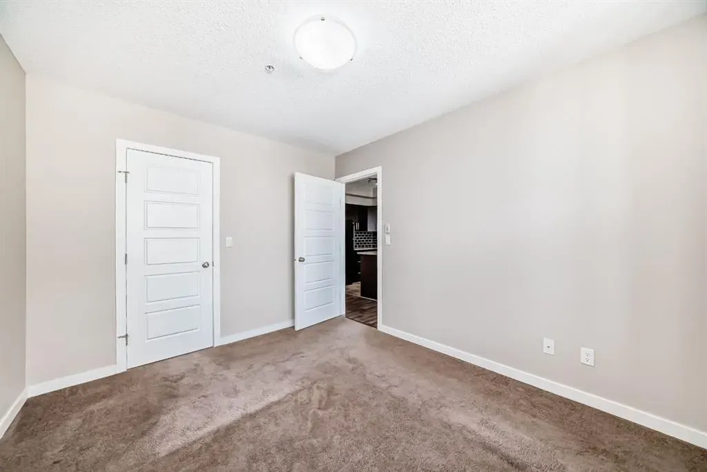 207 Sunset Drive, #327