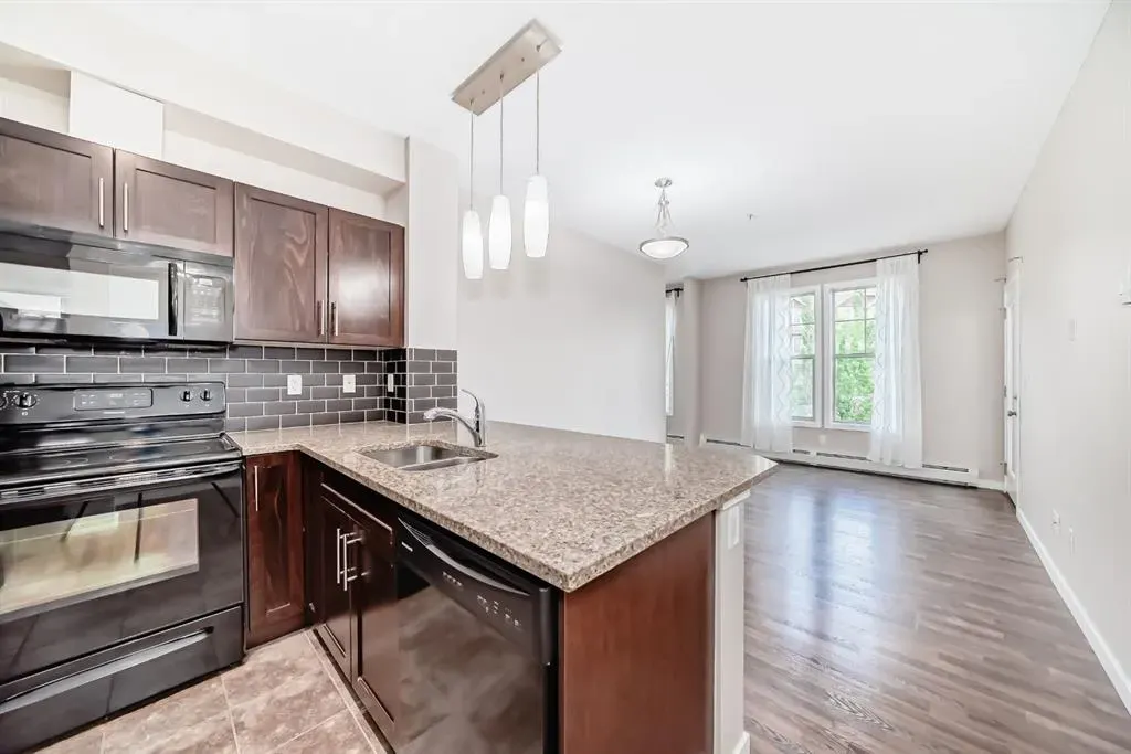 207 Sunset Drive, #327