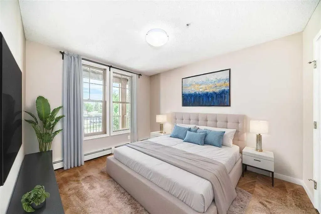 207 Sunset Drive, #327