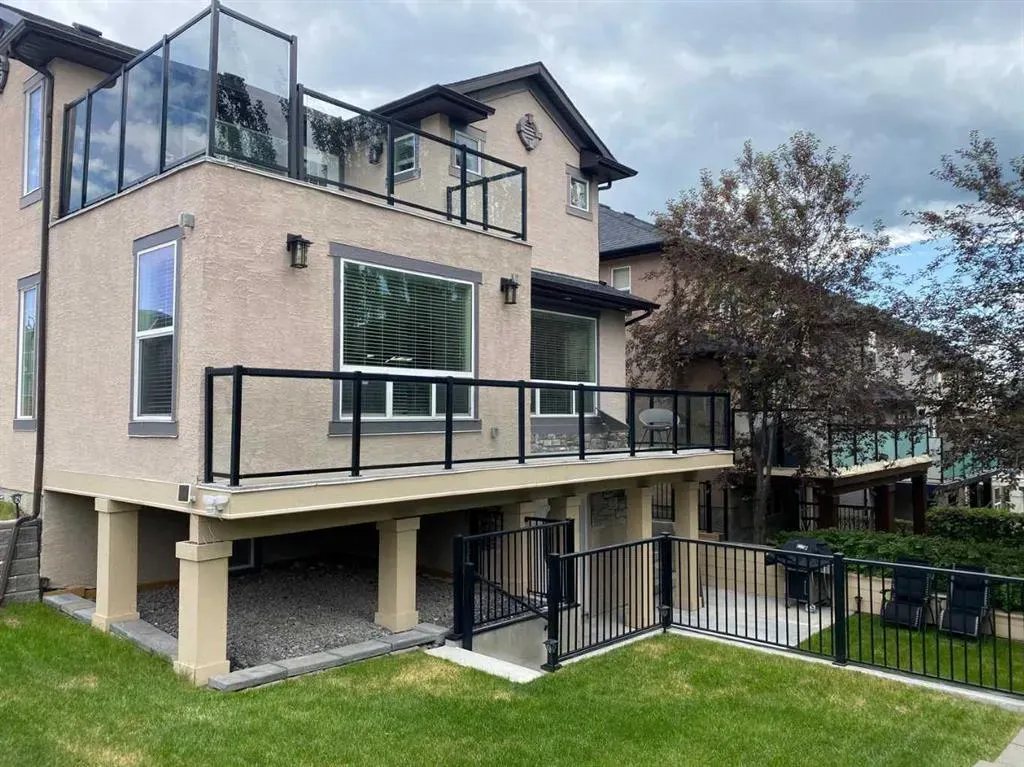 35 Aspen Stone Way SW