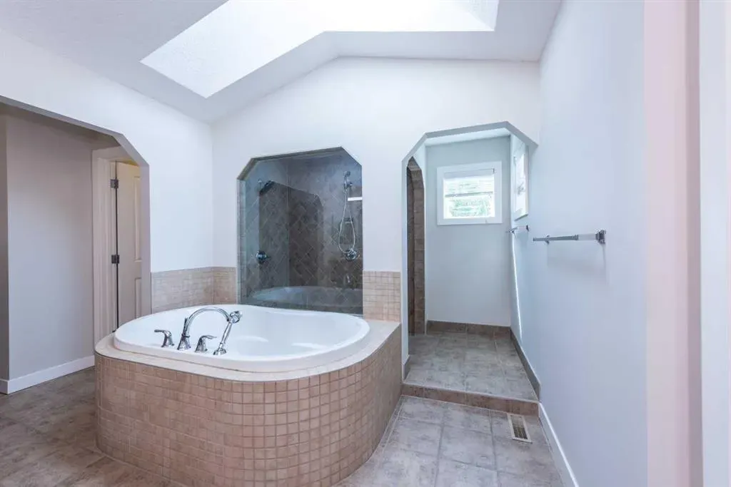 35 Aspen Stone Way SW