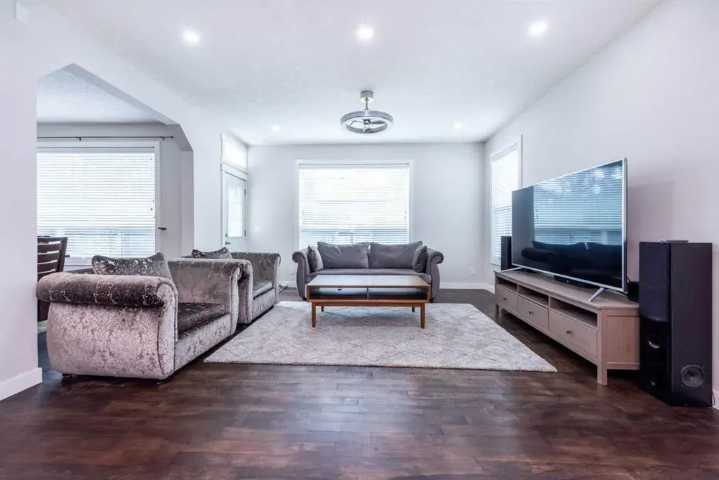35 Aspen Stone Way SW