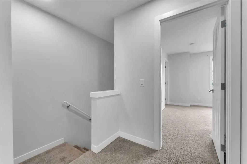 131 Evanscrest Gardens NW