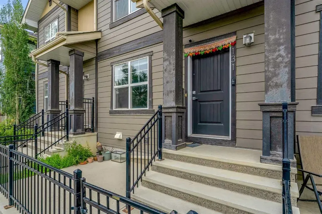 131 Evanscrest Gardens NW
