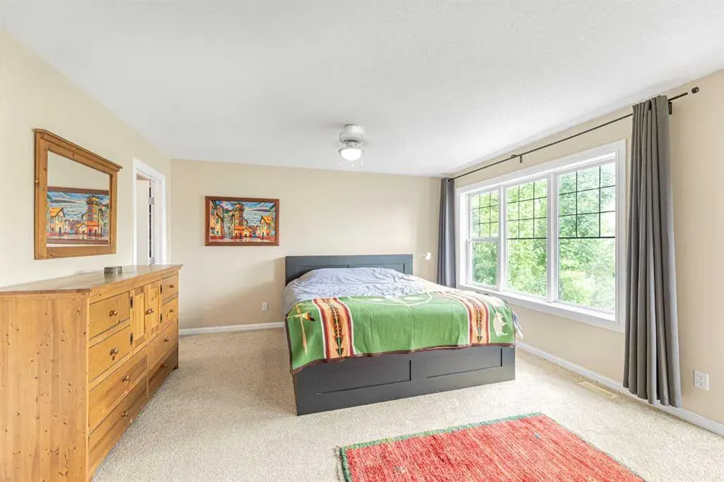 10 Tusslewood Heights NW