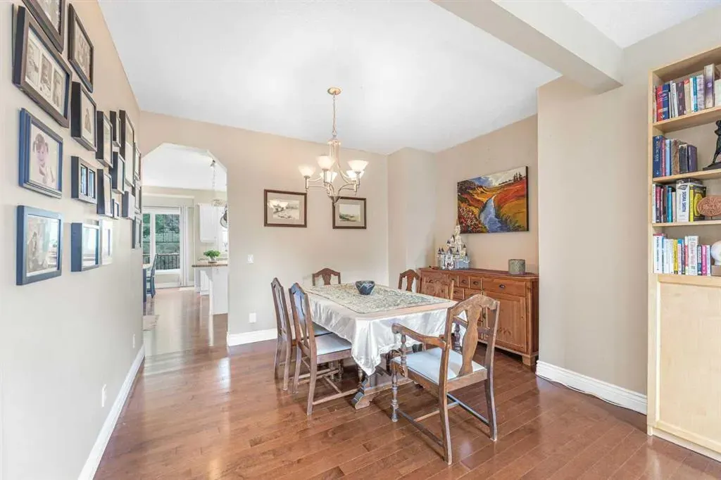 10 Tusslewood Heights NW