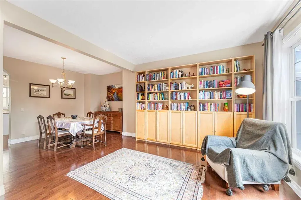 10 Tusslewood Heights NW