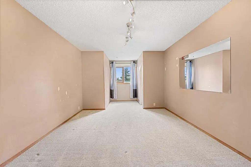 256 Scenic Way NW