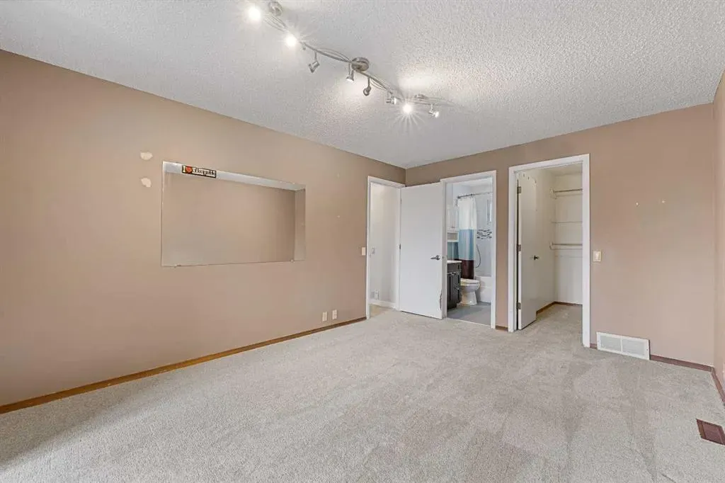 256 Scenic Way NW