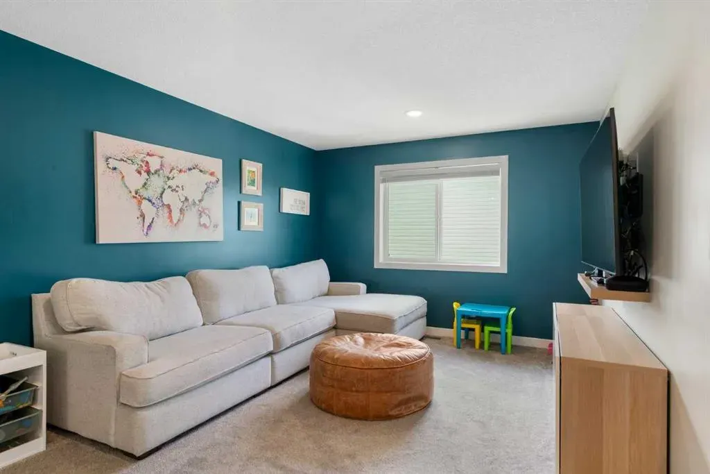835 Lakewood Circle