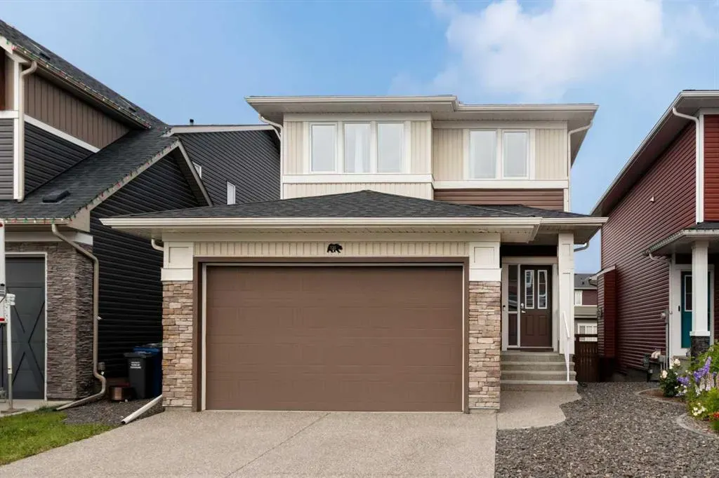 100 Emberside Glen