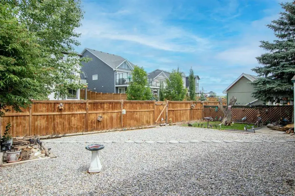 145 Carr Crescent