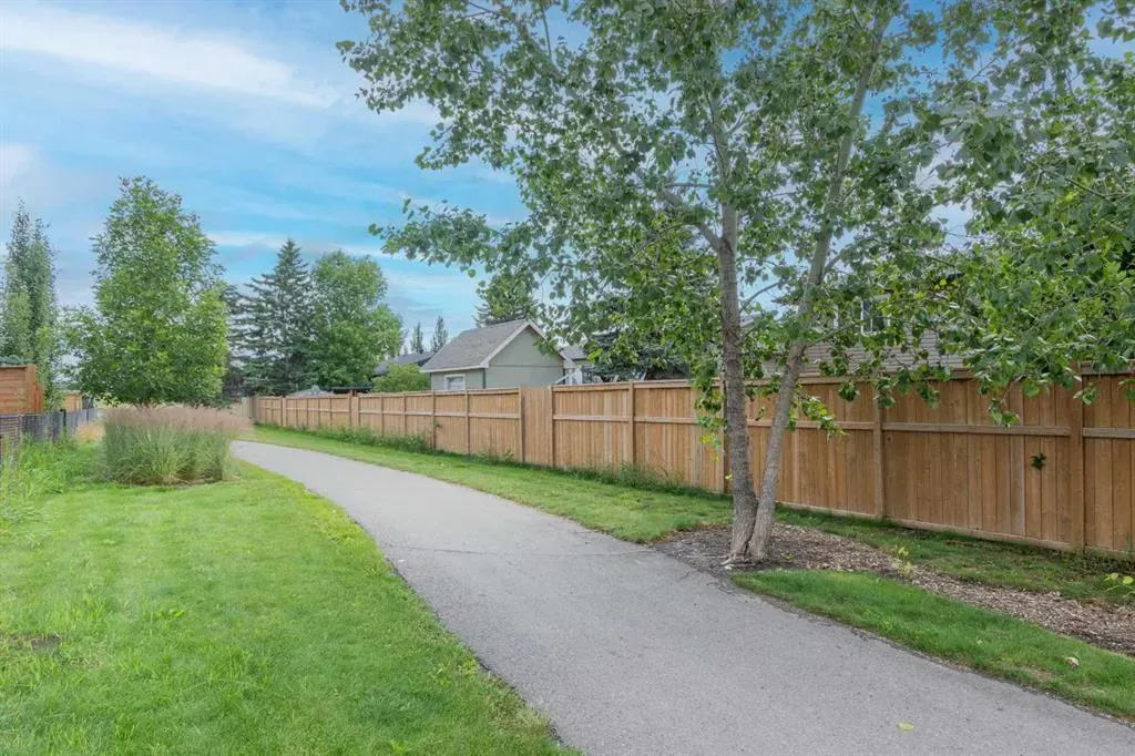 145 Carr Crescent