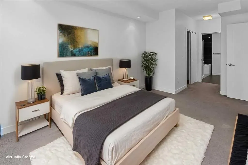 25 Aspenmont Heights SW, #104