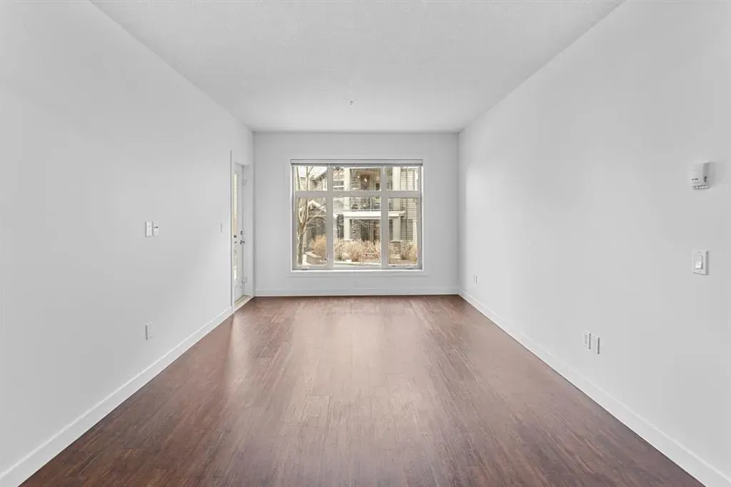 25 Aspenmont Heights SW, #104
