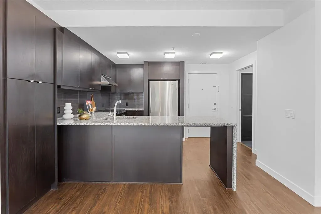 25 Aspenmont Heights SW, #104