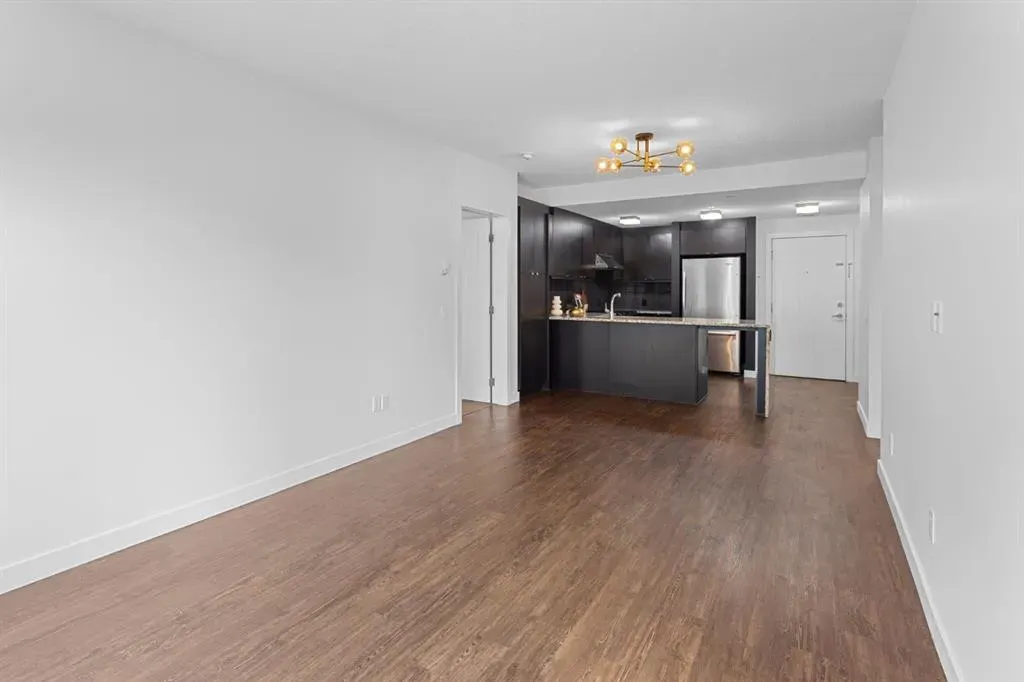 25 Aspenmont Heights SW, #104