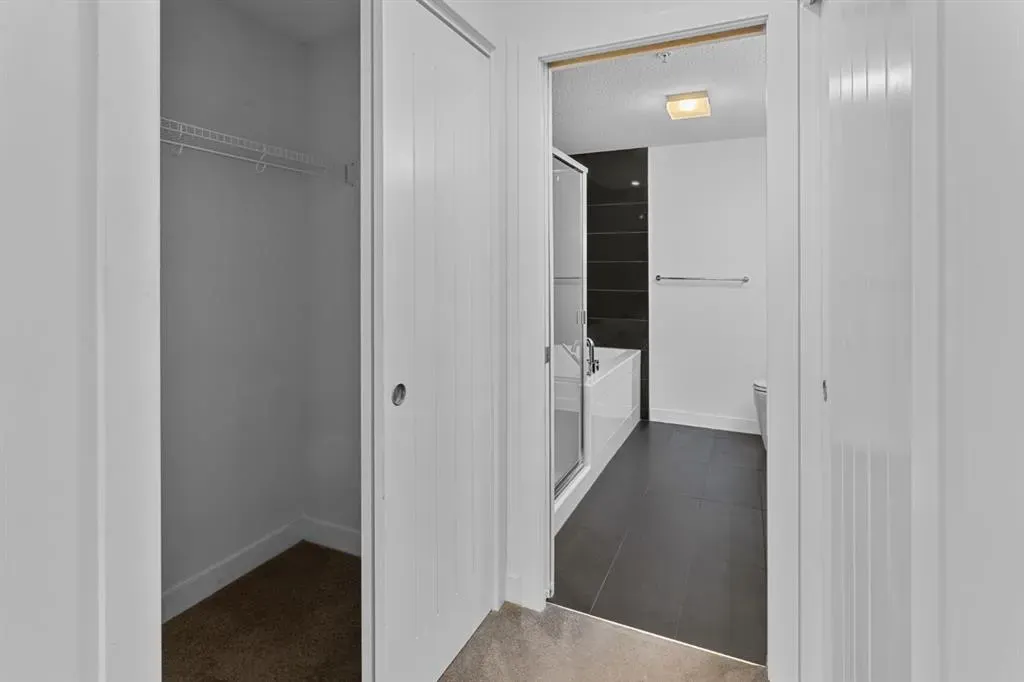 25 Aspenmont Heights SW, #104