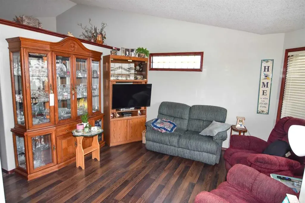 23 Aspen Creek Way