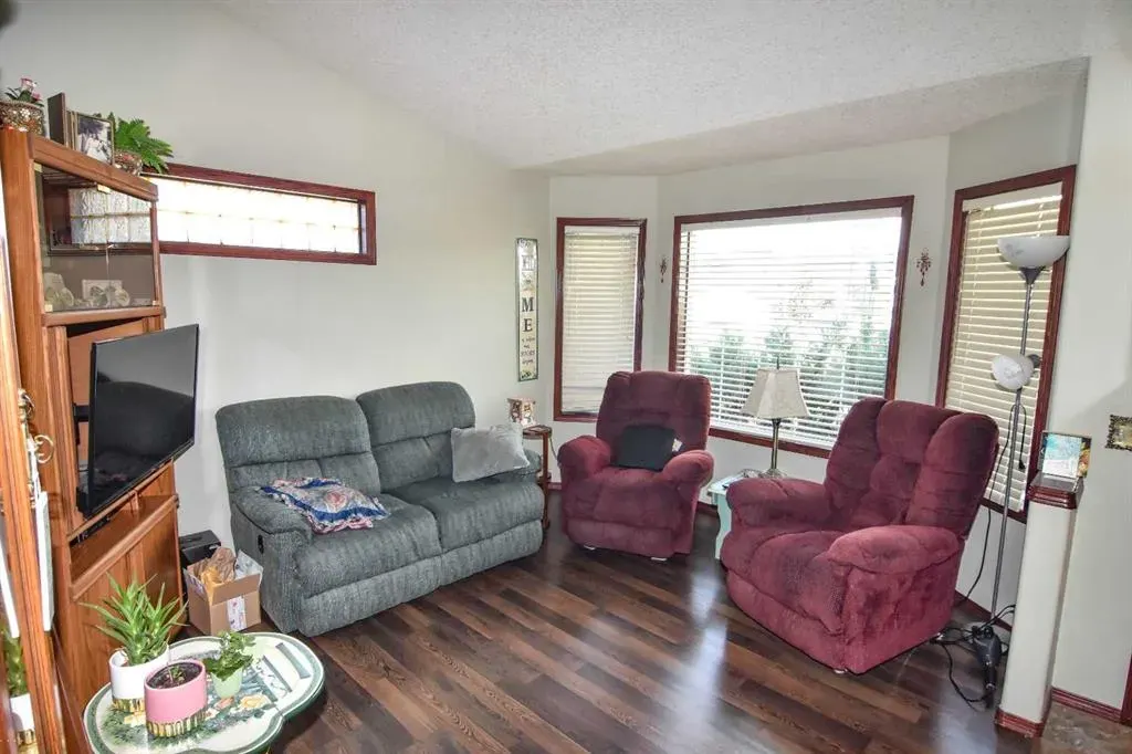 23 Aspen Creek Way