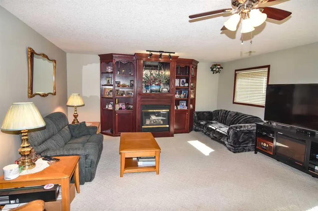 23 Aspen Creek Way