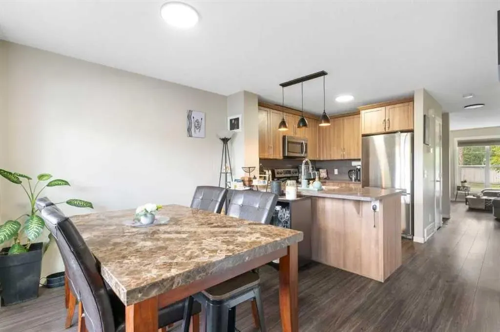 101 Sunset Drive, #711