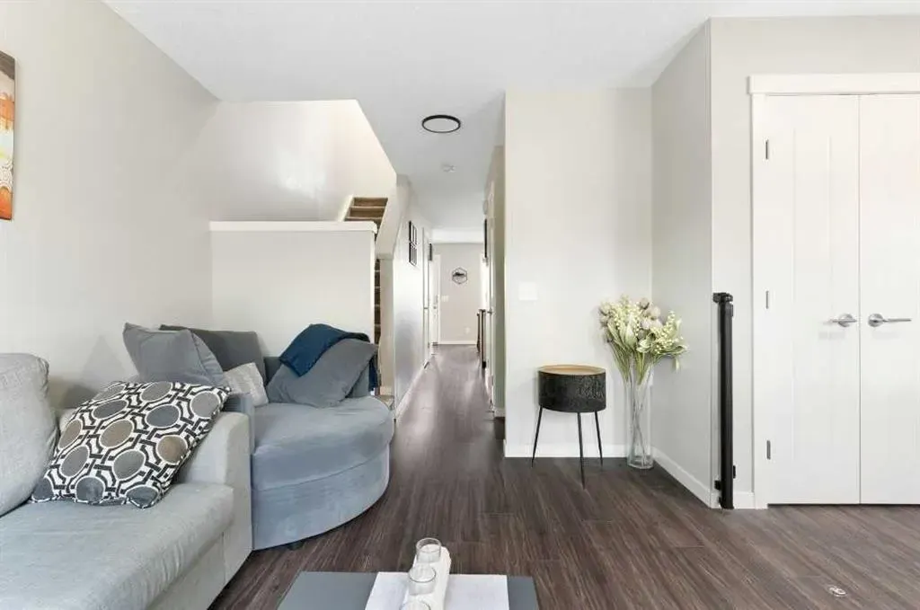101 Sunset Drive, #711