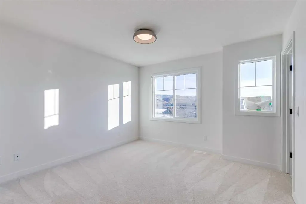 62 Agate Road