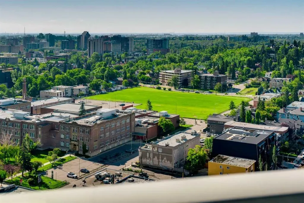817 15 Avenue SW, #2200