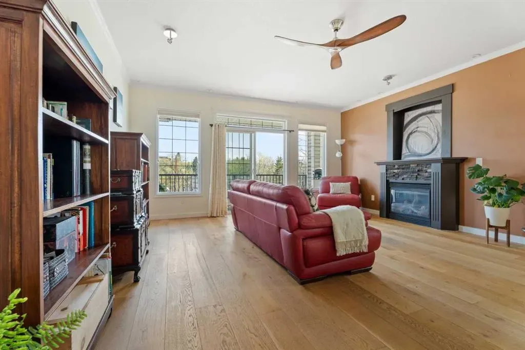 29 N Railway Street, #303