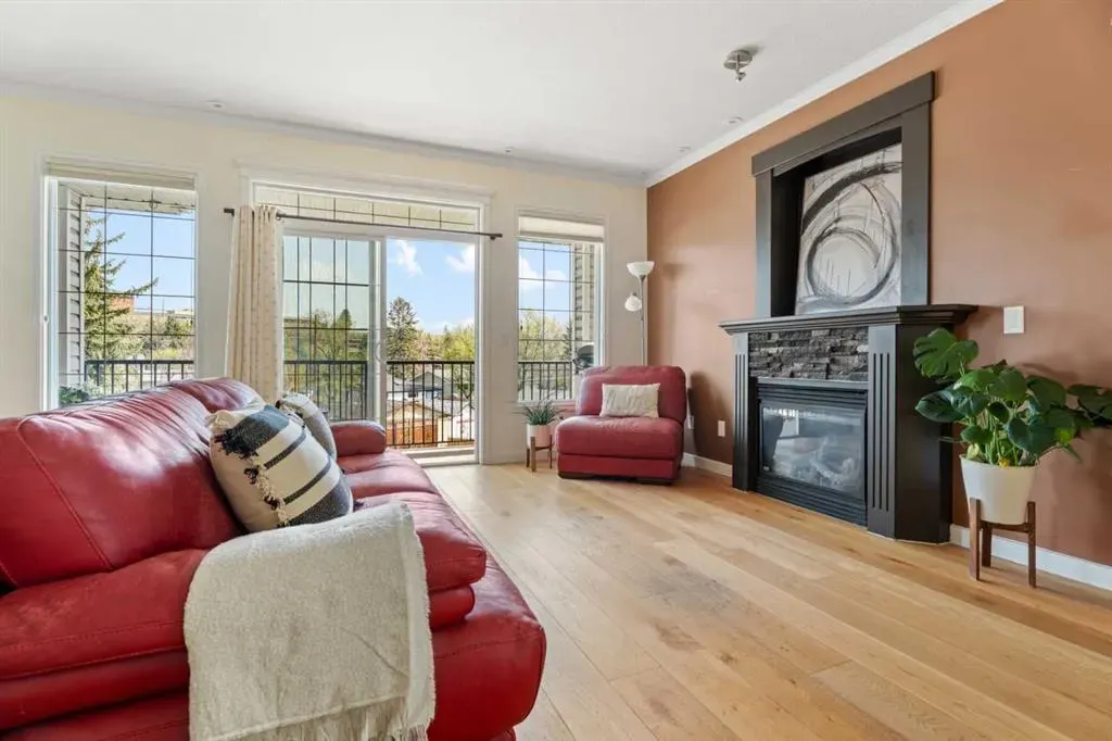 29 N Railway Street, #303