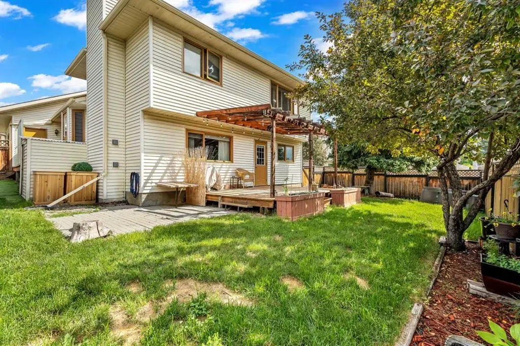 109 Downey Place