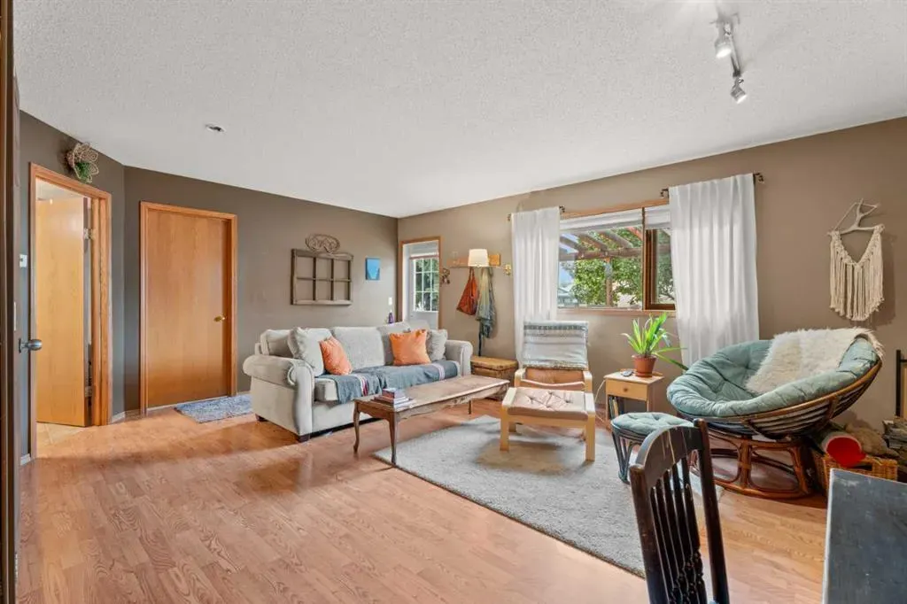 109 Downey Place