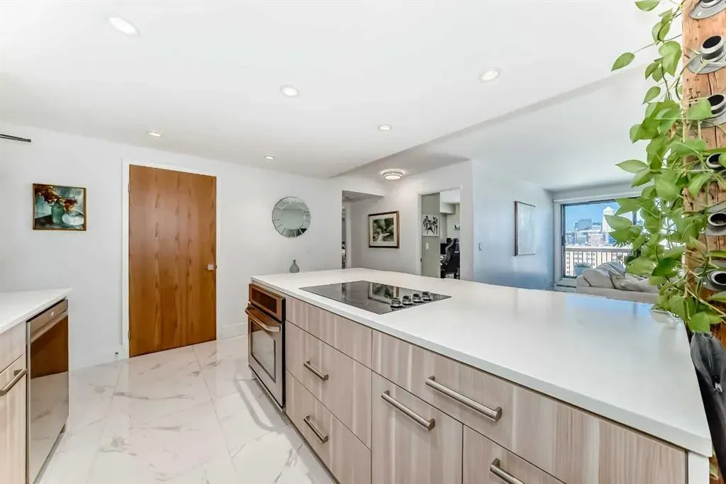 225 25 Avenue SW, #1103