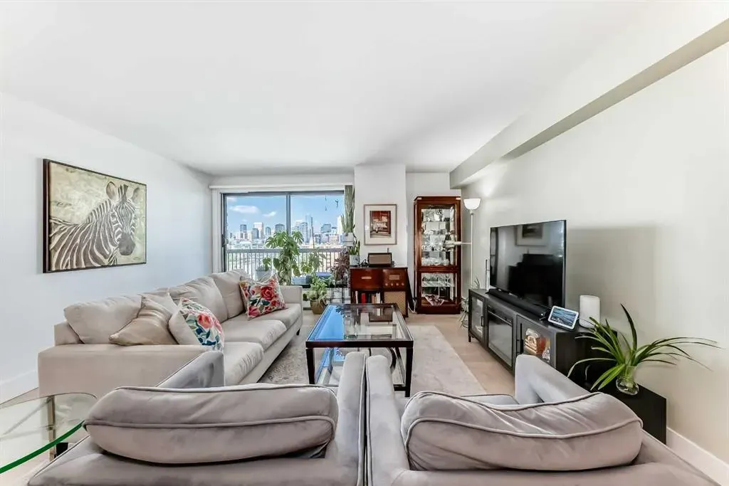 225 25 Avenue SW, #1103