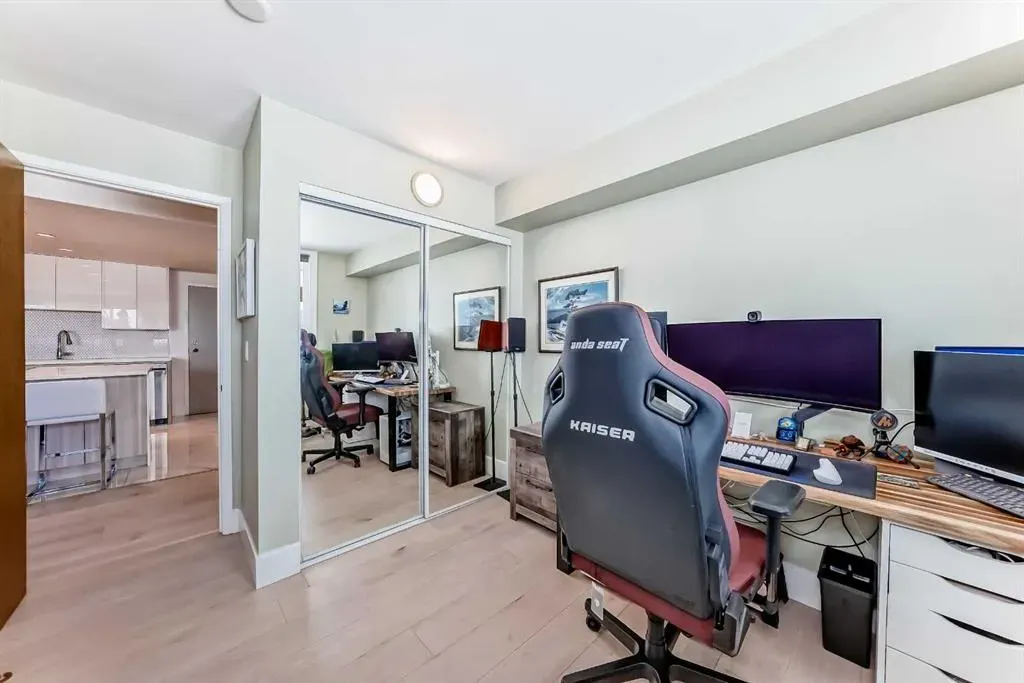 225 25 Avenue SW, #1103