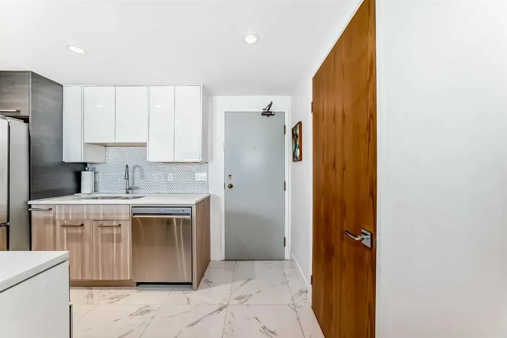 225 25 Avenue SW, #1103