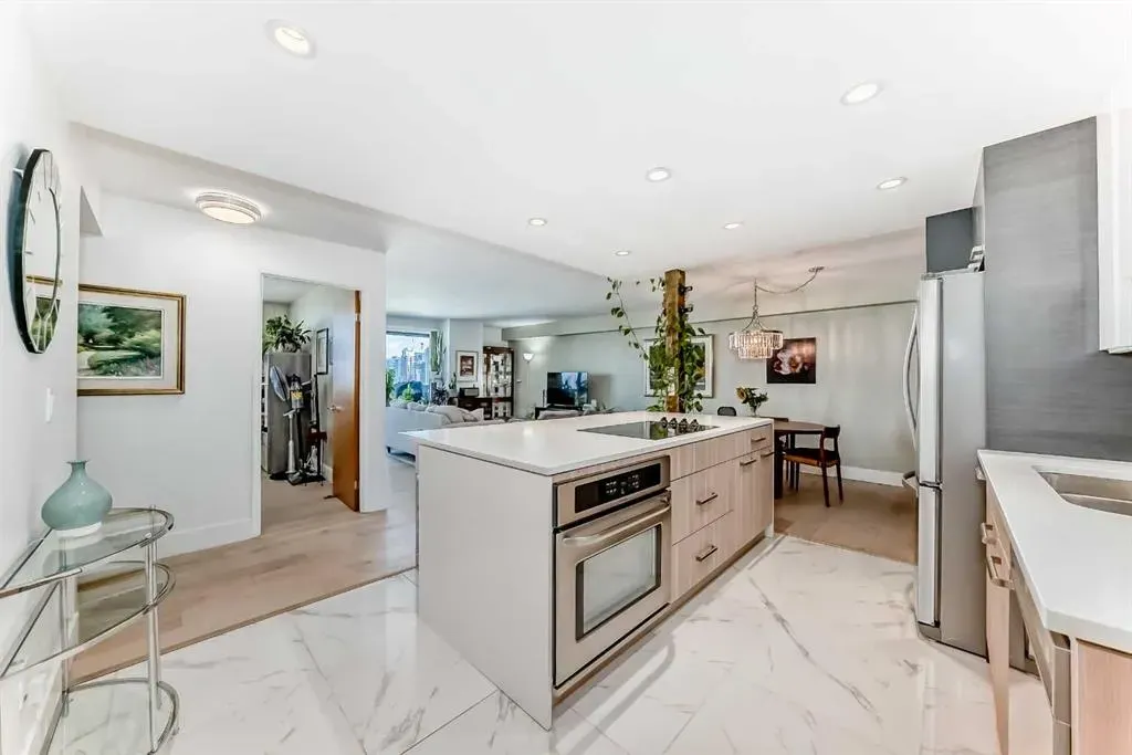 225 25 Avenue SW, #1103