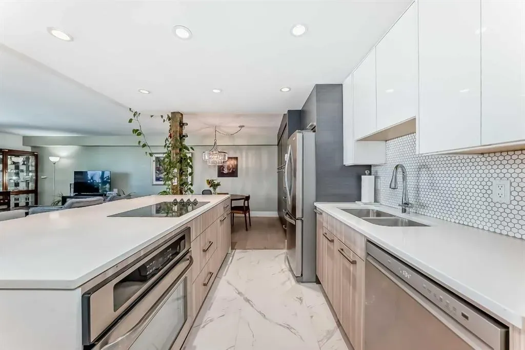 225 25 Avenue SW, #1103