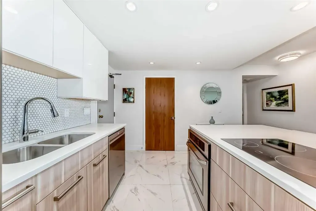 225 25 Avenue SW, #1103