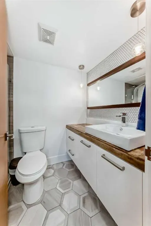 225 25 Avenue SW, #1103