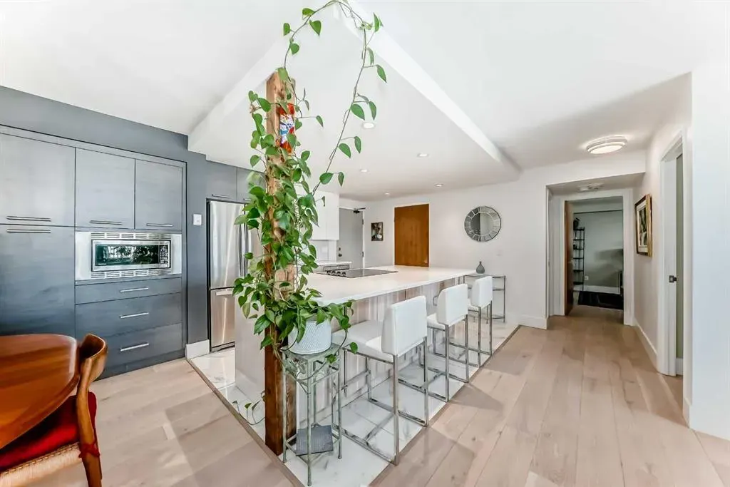 225 25 Avenue SW, #1103