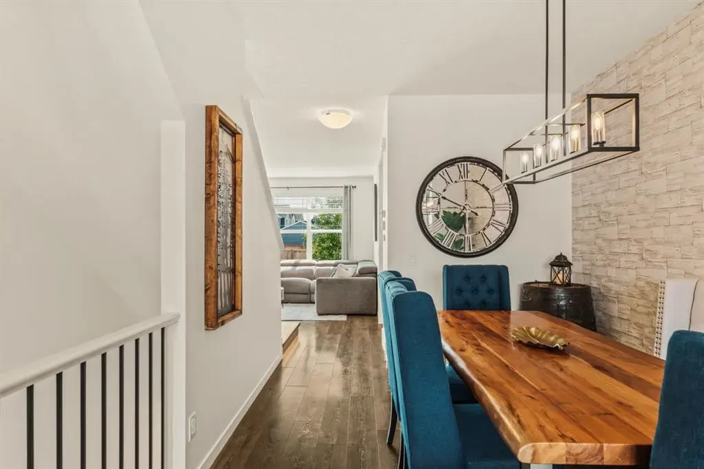 366 Magnolia Square SE