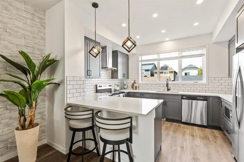 366 Magnolia Square SE