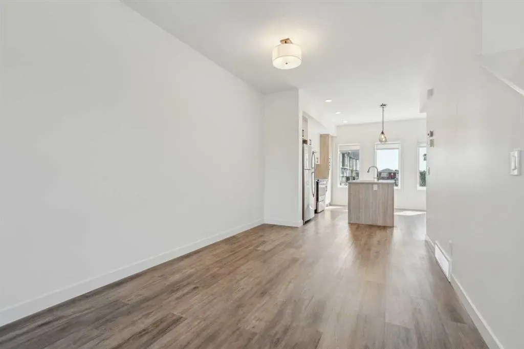 24 Rivercrest Drive, #202