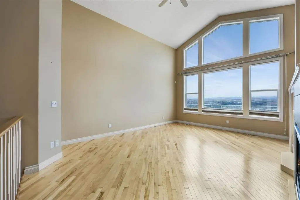 170 Gleneagles View