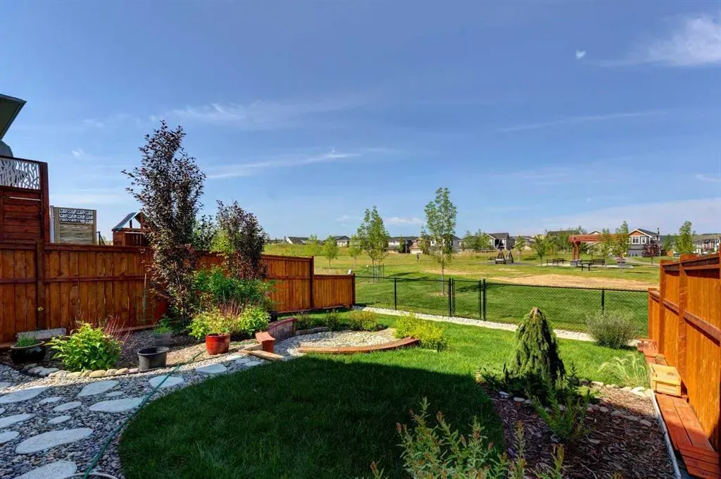139 Emberside Garden