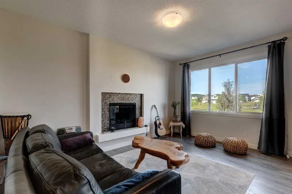 139 Emberside Garden